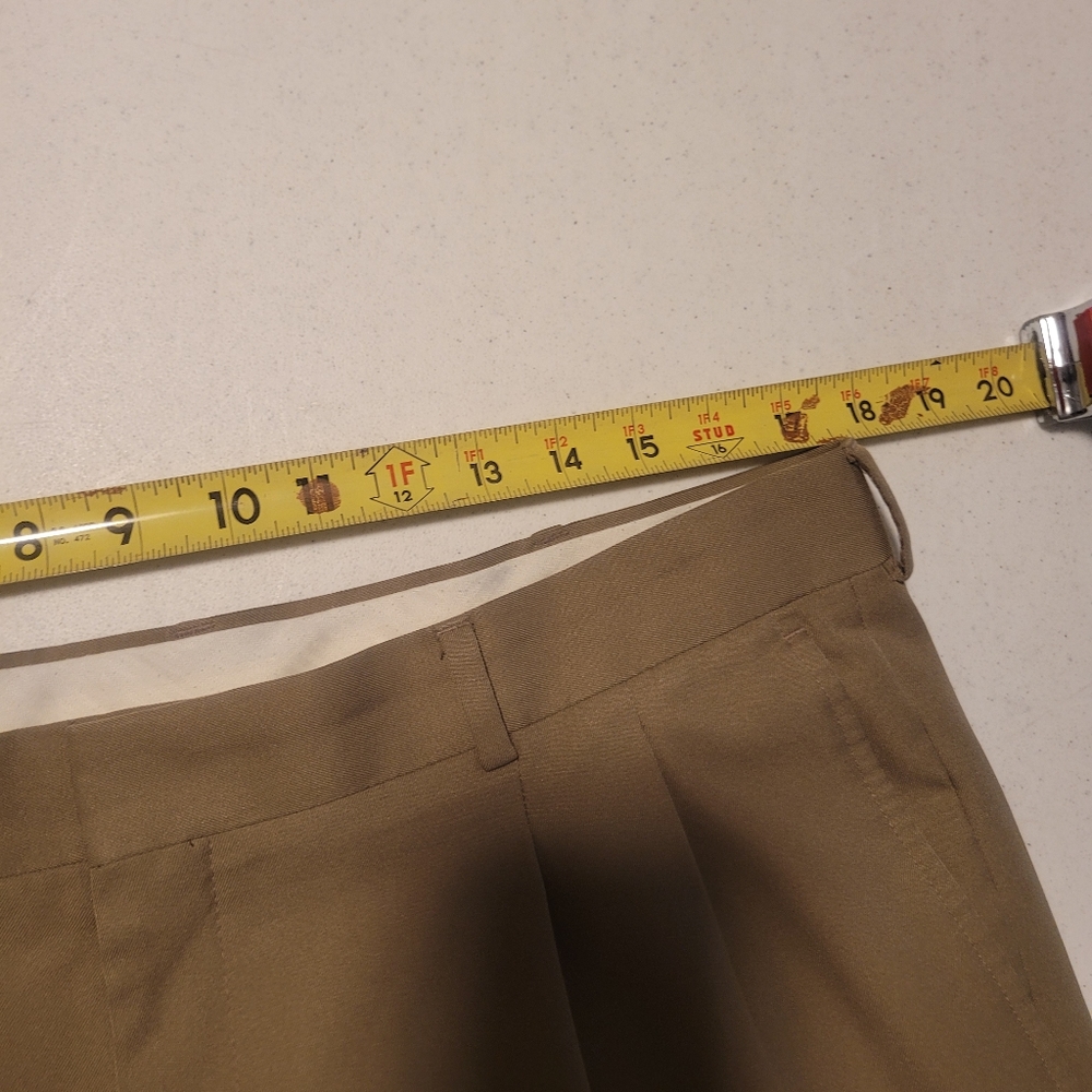 Men's Haggar Tan 36 x 32 Classic Fit Dress Pants - Picture 8 of 8